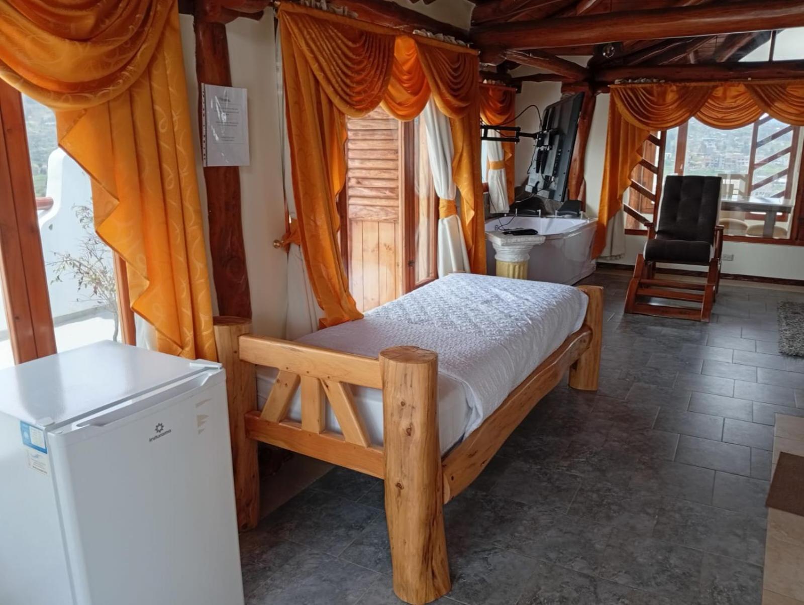 Hotel Maderanegra By Huasicama Latacunga Dış mekan fotoğraf